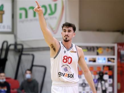 (לילך קרני, מנהלת הליגה)