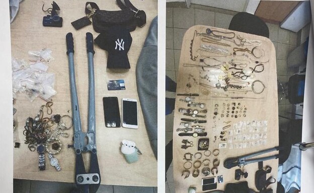 חפצים שנמצאו אצל הנאשם בגניבה (צילום: דוברות המשטרה)
