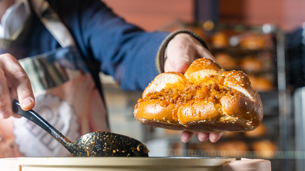 בובע. חלה עם טשולנט בובע. חלה עם טשולנט