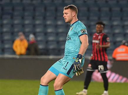 למזלו, הטעות שלו לא עלתה בנקודות. פרץ (ברני ארדוב)