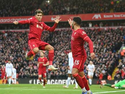 חגיגה באדום (GETTY)