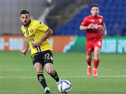 אשכנזי. בכורה (דני מרון)