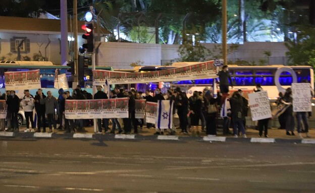 הפגנת "מאה הצמתים" של הימין נגד הממשלה, תל אביב (צילום: איתן אלחדז, TPS)