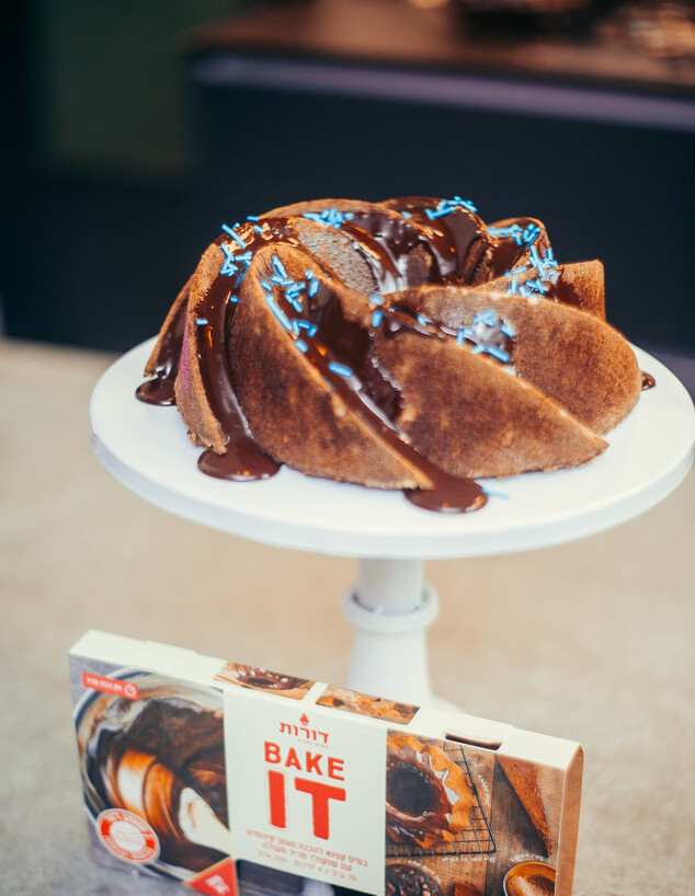 עוגה בחושה - בייקאיט (צילום: Black Box media )