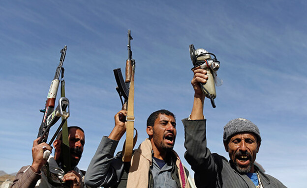 מורדים חות'ים, ארכיון (צילום: רויטרס, חדשות)