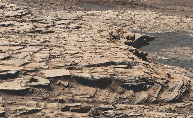 רכס ורה רובין במכתש גייל במאדים (צילום: NASA)