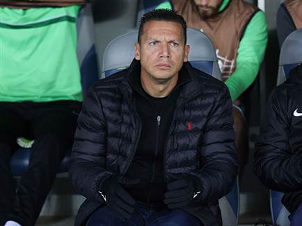 יכול להיות מאוכזב מהתצוגה של חניכיו. בכר (דני מרון)