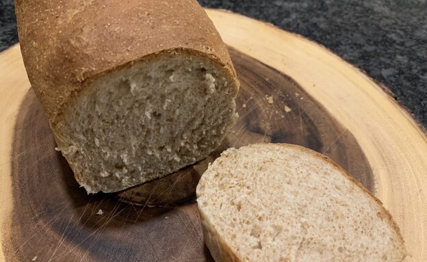 לחם 100% קמח מלא לחם 100% קמח מלא