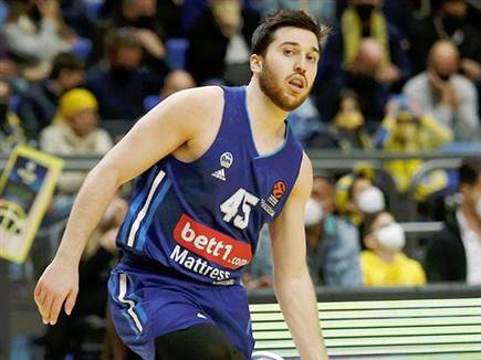 בלאט לא הרשים (צילום: אלן שיבר)