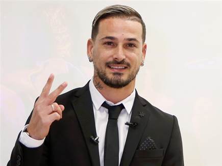 לא היה כדורגלן סטנדרטי. בוזגלו (אלן שיבר)