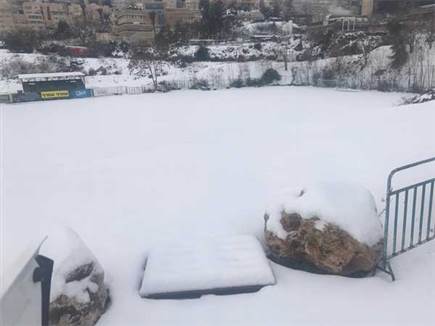 מרבד של שלג (מאיר הרוש)