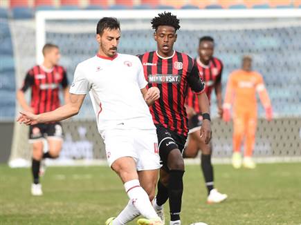 הוצהב כבר במחצית הראשונה. עבד אלחמיד (ברני ארדוב)