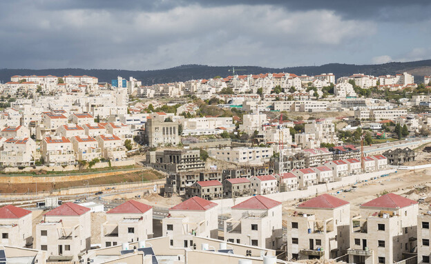 בית שמש (צילום: Nina Mikryukova, shutterstock)