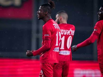 קונטה. הכריע את ההתמודדות (מאור אלקסלסי)