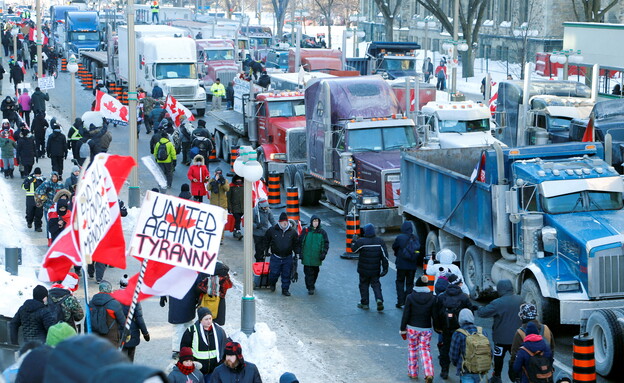 הפגנות של מתנגדי חיסונים בקנדה (צילום: רויטרס)