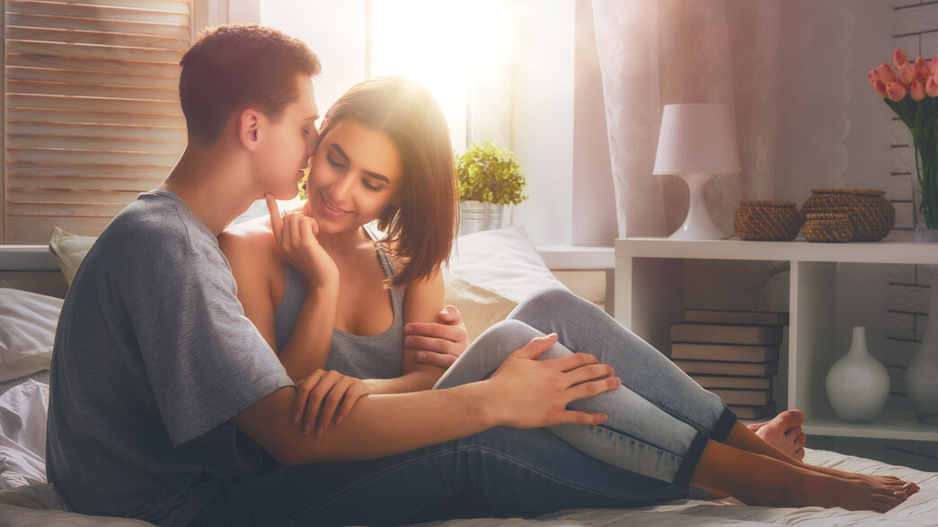 זוג בחדר שינה, אילוסטרציה זוג בחדר שינה, אילוסטרציה