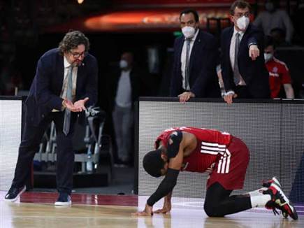 החבורה שלו נראית נהדר. טרינקיירי (GETTY)