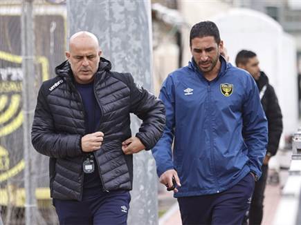 אבוקסיס וגל כהן באימון הבכורה (אורן בן חקון)