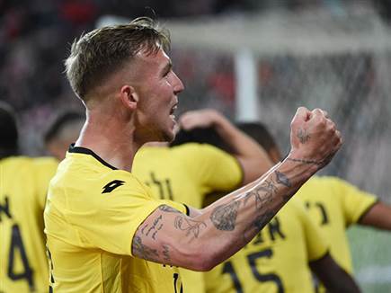 משחק טוב שלו. קארצב (ברני ארדוב)