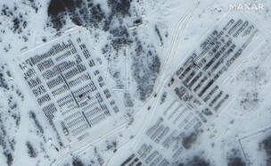 בסיס צבאי רוסי סמוך לגבול עם אוקראינה (צילום: CNN)