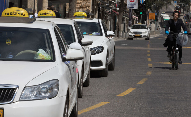 מוניות, ירושלים (צילום: נתי שוחט, פלאש 90)