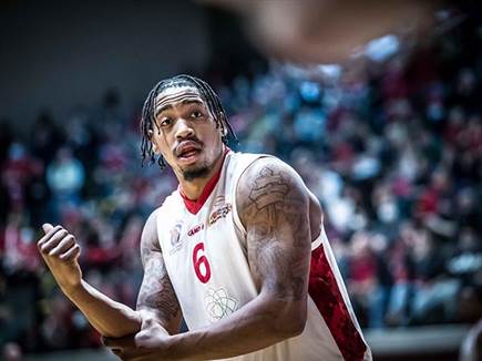 כבר היה בידיים שלהם (עודד קרני)