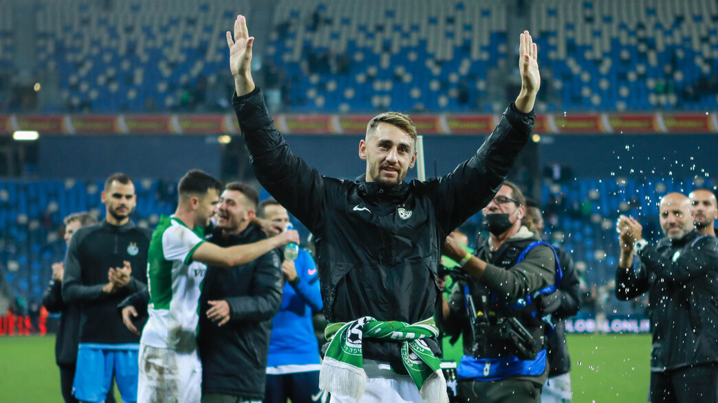 אצילי מודה לקהל