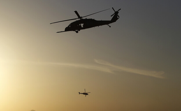 סיקורסקי UH-60 בלקהוק (צילום: רויטרס)