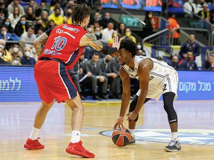 אבל אז המכבים נכנסו לעניינים (צילום: אלן שיבר)