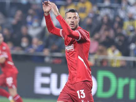 רוקאביצה יפתח עם שכטר. רוני לוי משנה גישה (דני מרון)