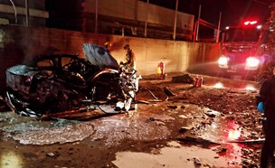 פיצוץ הרכב בלוד (צילום: כבאות והצלה לישראל)
