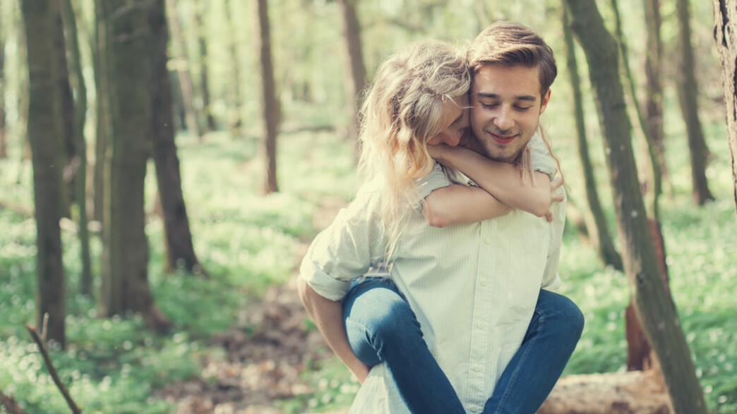 זוג מאוהב רומנטיקה זולה (אילוסטרציה: Shutterstock, מעריב לנוער)