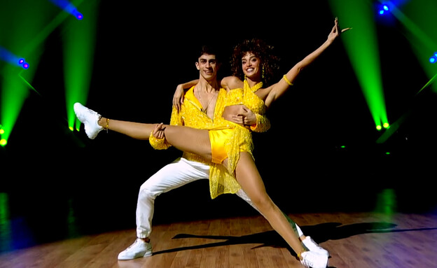 עדן פינס ואוראל כלאף - לטינו (צילום: רוקדים עם כוכבים, קשת12)