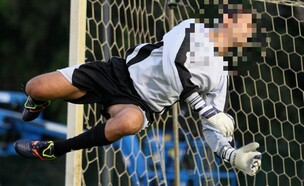 הכדורגלן שנסחט (צילום: Moshe Shai/Flash 90)