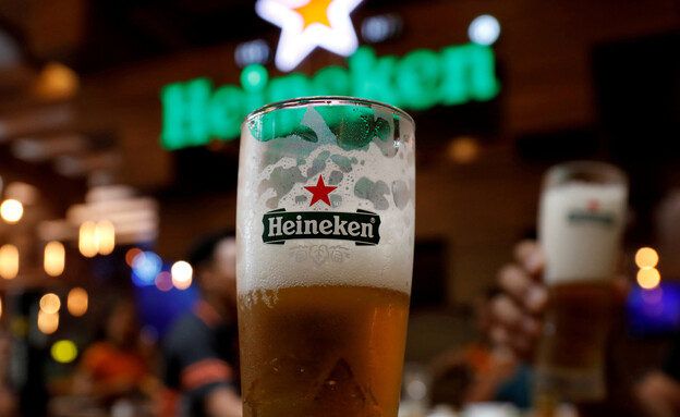 כוס בירה היינקן (צילום: רויטרס)