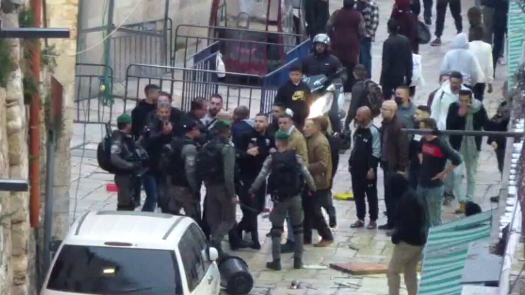 תקיפת תלמידי ישיבה בשער שכם 