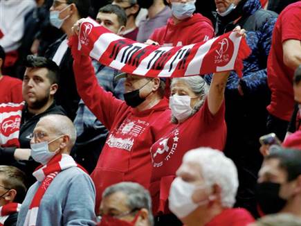 הכדורסל חשוב לאוהדי הפועל ת"א לא פחות מהכדורגל (אלן שיבר)