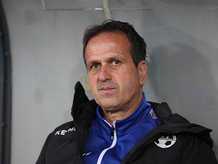 ככה, גם רוני לוי יודע, קשה לקחת אליפות (צילום: לירון מולדובן)