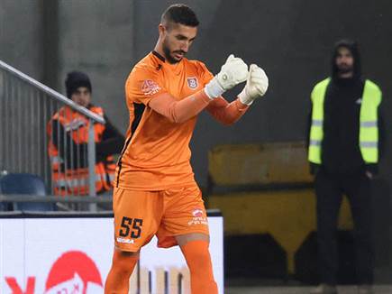 השיבוץ שלו הצליח. שאבי (דני מרון)