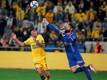 ודווקא הפועל חיפה בלטה (צילום: אלן שיבר)