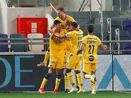 הקרואטי עם שער תשיעי העונה (צילום: אלן שיבר)