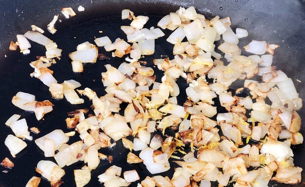 טיגון ראשון, לפני העוף 