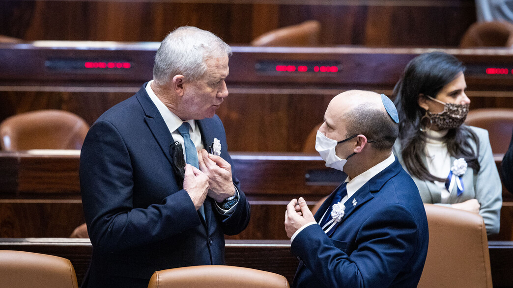 בני גנץ ונפתלי בנט בכנסת בני גנץ ונפתלי בנט בכנסת