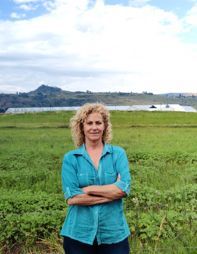 ניצן נדל, עובדת בתעשיית הקנאביס באפריקה (צילום: עידו זלנפרוינד, אסיף 420)