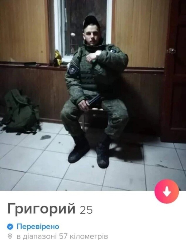 Under fire: Russian soldiers in search for Ukrainian women on Tinder