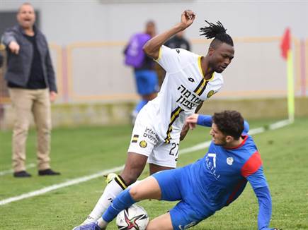 פטריק טמוואסי. דקות טובות (ברני ארדוב)