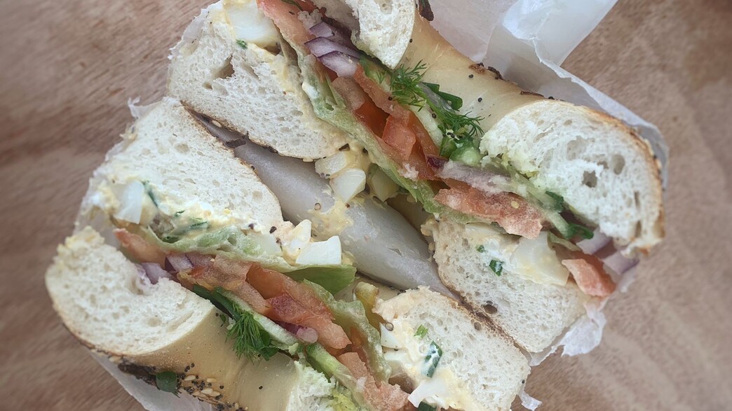 בייגל סלט ביצים