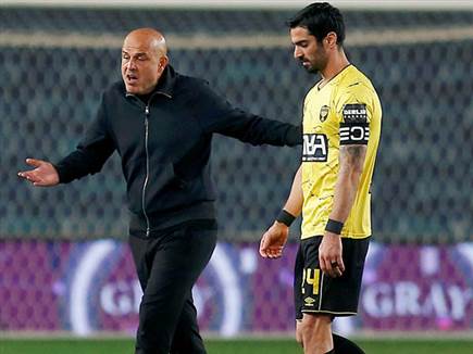 אבל הוא הצליח להרים את הקבוצה שלו במחצית השנייה (צילום: אלן שיבר)