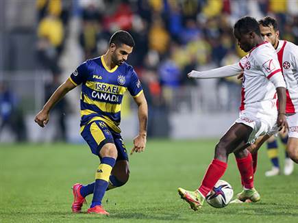 מחצית ראשונה נהדרת בגרין (מאור אלקסלסי)