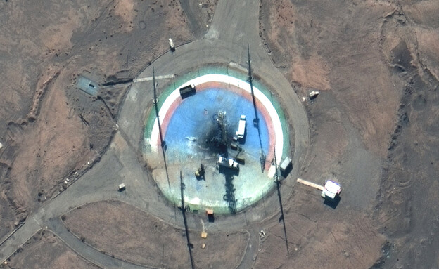 צילומי הלווין מראים סימני חריכה באזור השיגור (צילום: AP)